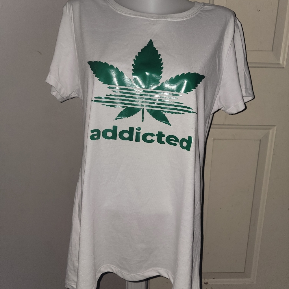Addicted 420 Tee - Picture 3 of 5